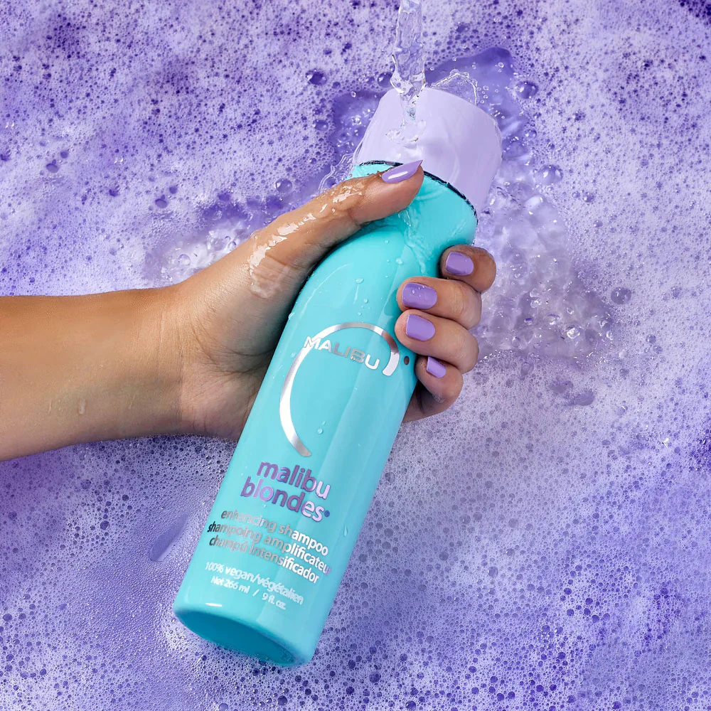 Malibu C Blondes Enhancing Shampoo - Image 2